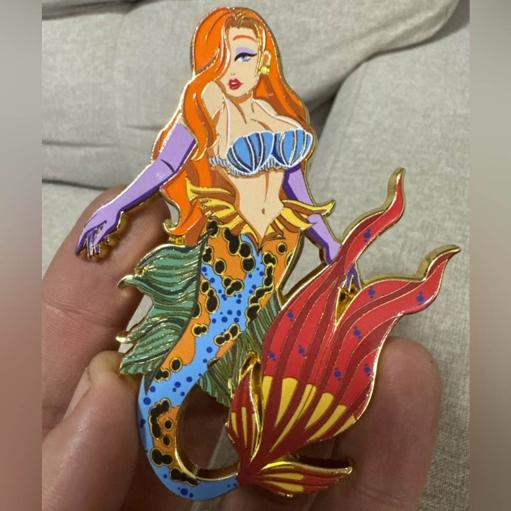 Disney Who Framed Roger Rabbit -Jessica Rabbit LE 88 Mermaid fantasy pin